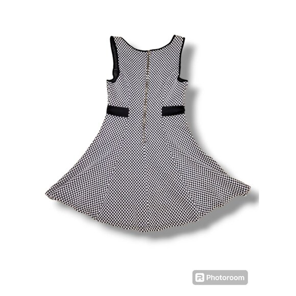 You Are Not Alone Black White Checkered Sleeveless A Line Skater Dress - L - Picture 2 of 5